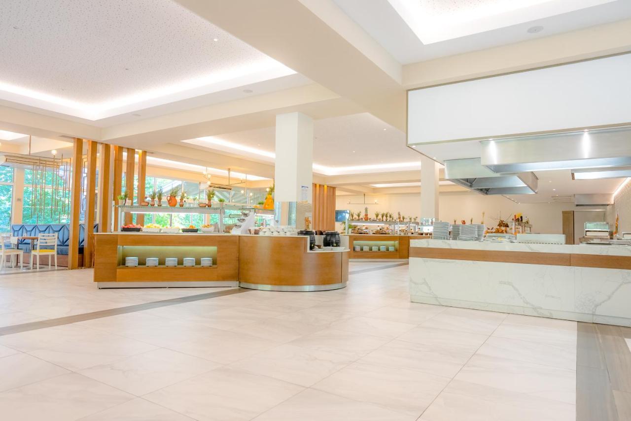 אלבנה Vita Park Hotel & Aqua Park מראה חיצוני תמונה