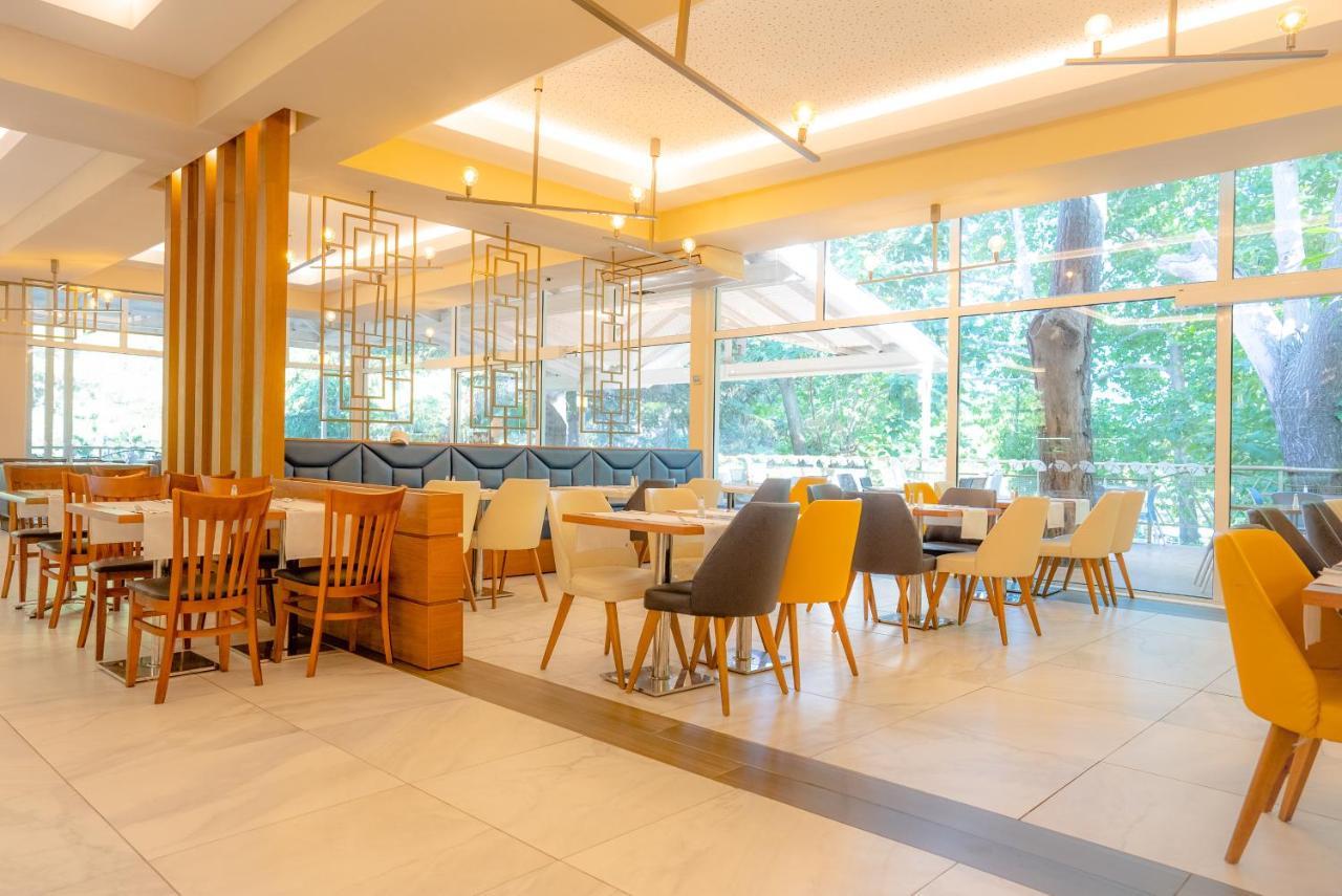 אלבנה Vita Park Hotel & Aqua Park מראה חיצוני תמונה