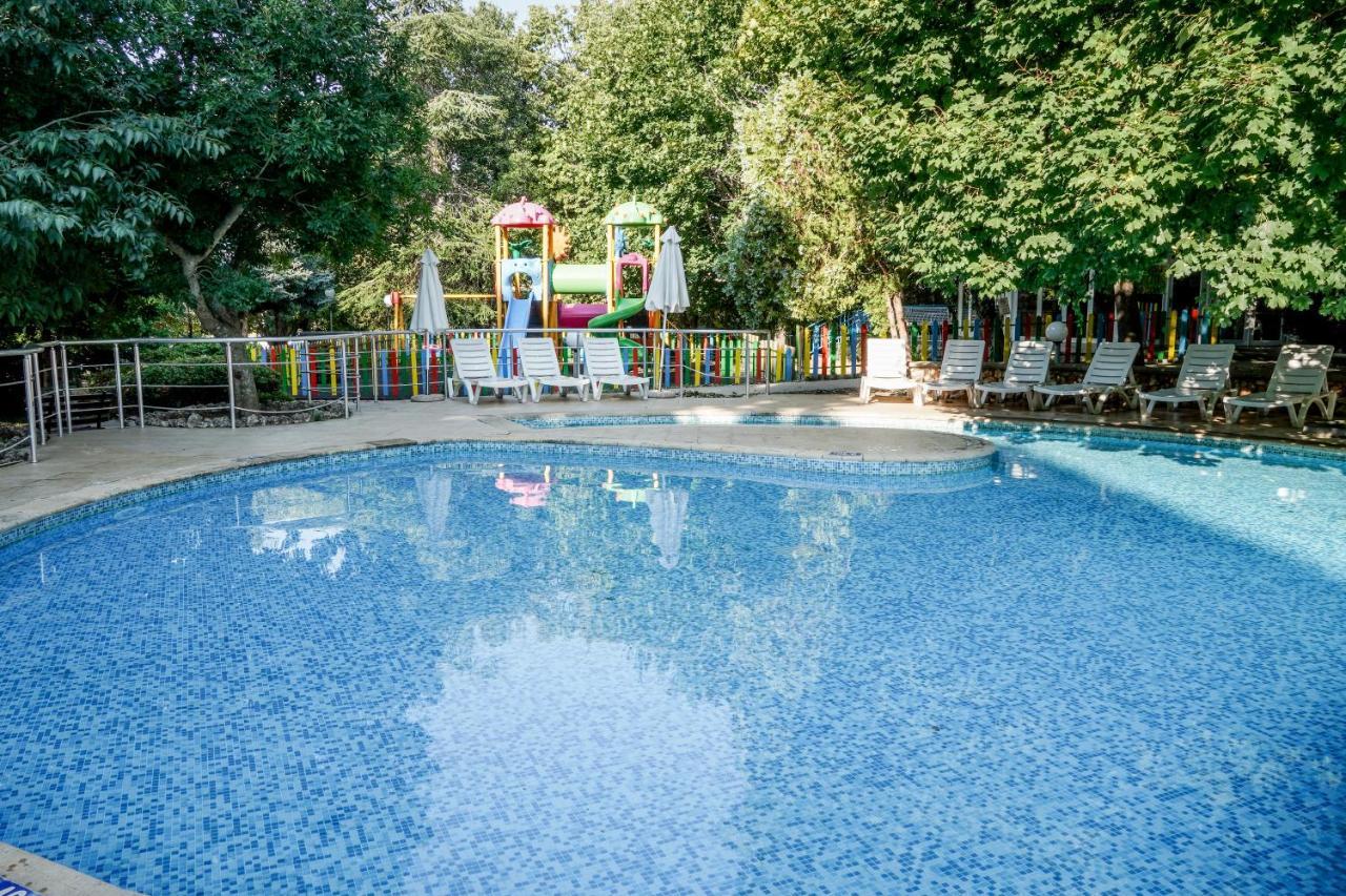 אלבנה Vita Park Hotel & Aqua Park מראה חיצוני תמונה