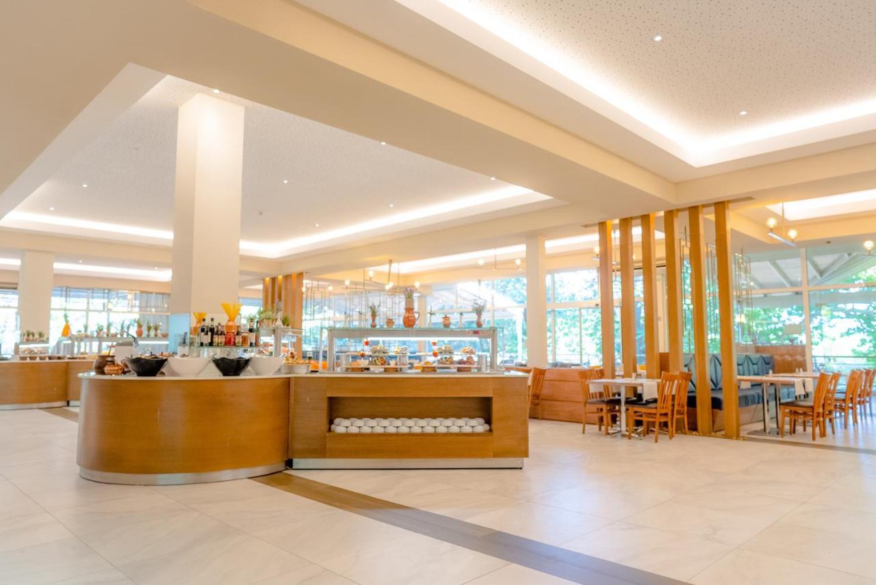 אלבנה Vita Park Hotel & Aqua Park מראה חיצוני תמונה